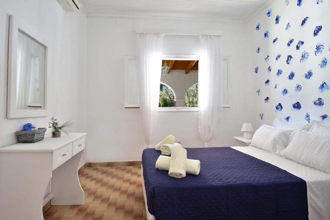 Merlyn Rooms Into The Nature, 100M From The Beach Dafnila Exterior foto