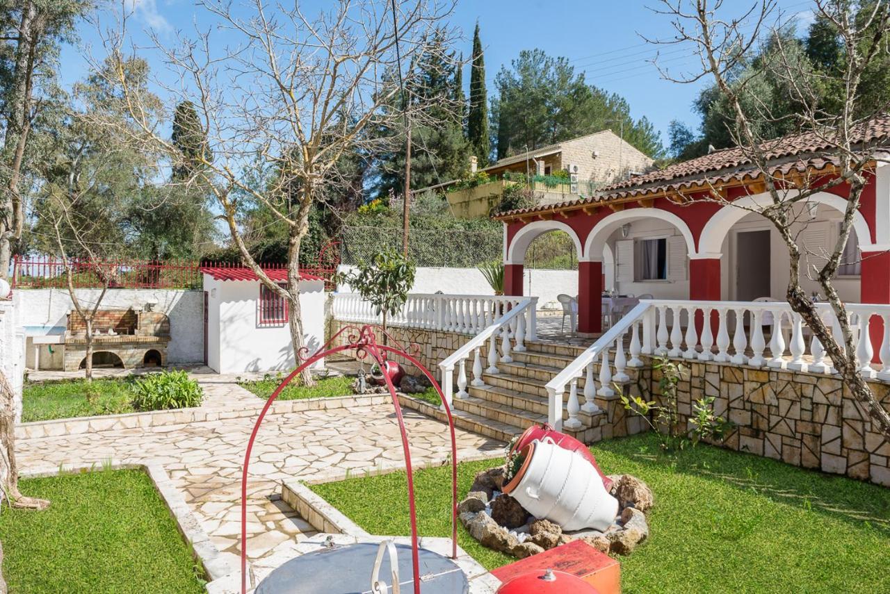Merlyn Rooms Into The Nature, 100M From The Beach Dafnila Exterior foto
