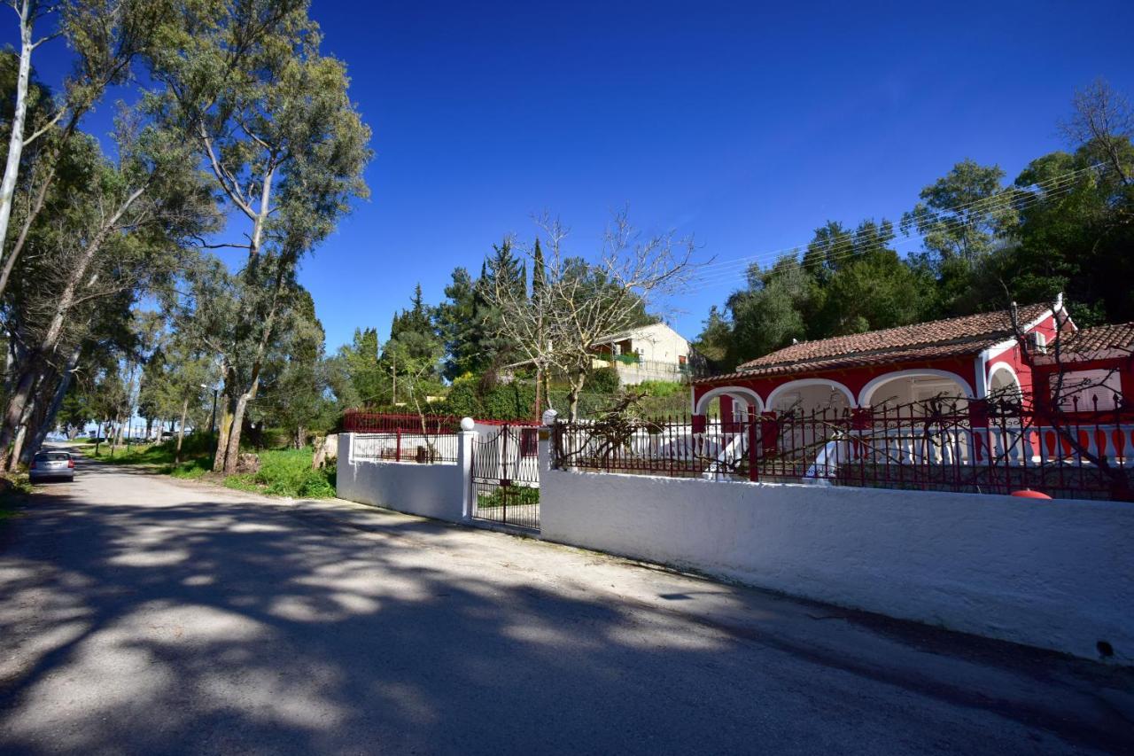 Merlyn Rooms Into The Nature, 100M From The Beach Dafnila Exterior foto